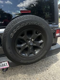 BRAND NEW JEEP TIRE AND RIMMM
