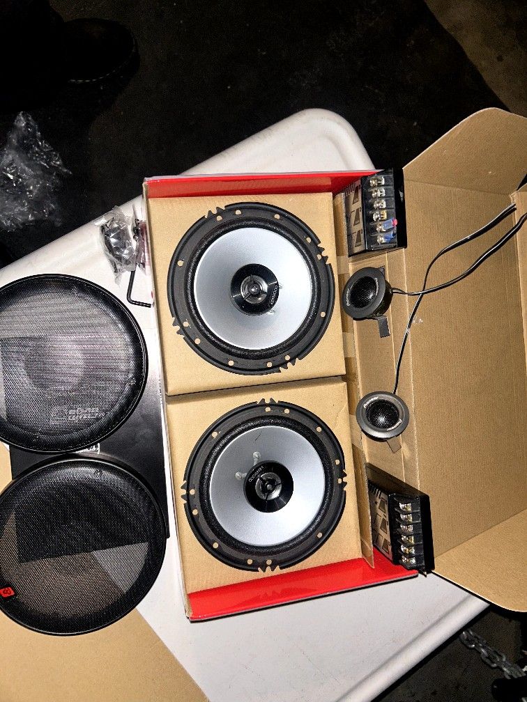 Pioneer 6.5" 2 Way , Tweeters and Crossovers