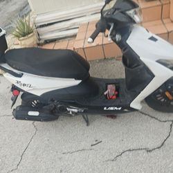 Usm Rebel Scooter For Parts 150 Obo 