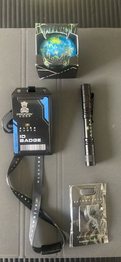 Comic Con 2025 Alien Earth Exclusive Swag