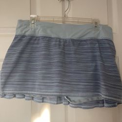 Lulu Lemon Pleated Skirt 8-10 