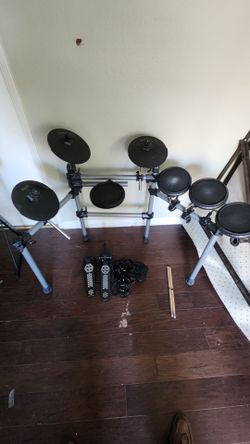 Simmons Electric drumm set Sd500