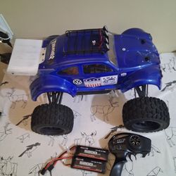 Large Traxxas X Xmaxx 1/6 Scale 