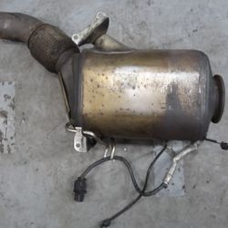 2009-2013 BMW X5 35d 335d M57 Diesel Particulate Filter DPF OEM 