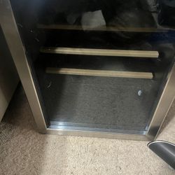 Whirlpool Wine Mini Fridge 