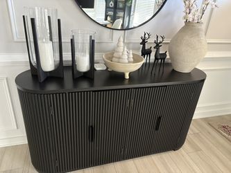 Curved Cabinet -Black