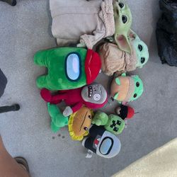  Various Plushies 