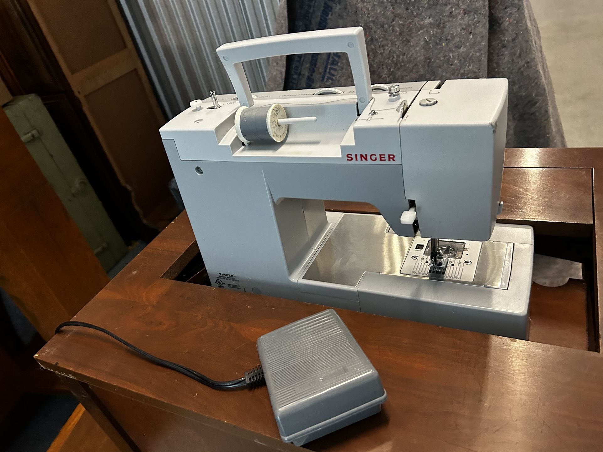 Singer 4423 Heavy Duty Sewing Machine
