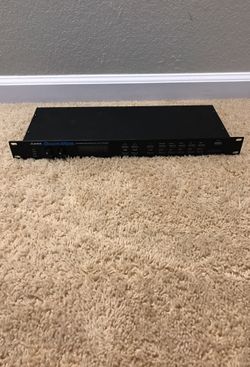 Alesis Quadraverb GT, Guitar Effects Processor, Preamp, Vintage Rack. Condition is Used but works great!