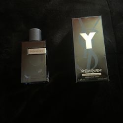 Yves Saint Laurent 