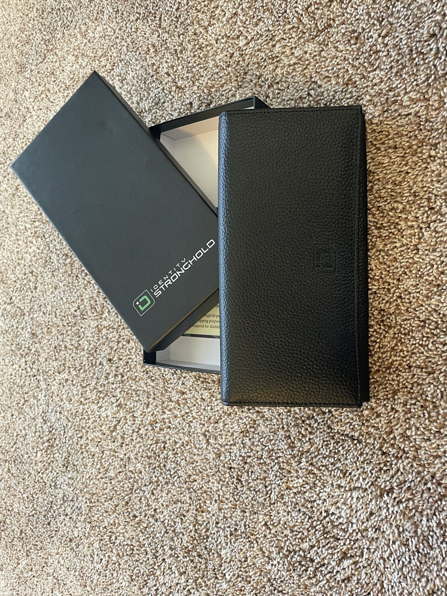 wallet IDENTITY STRONGHOLD