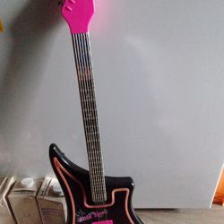 Bratz Guitar. 