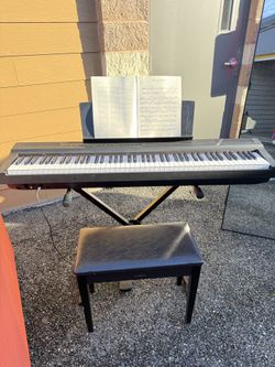 Yamaha P125