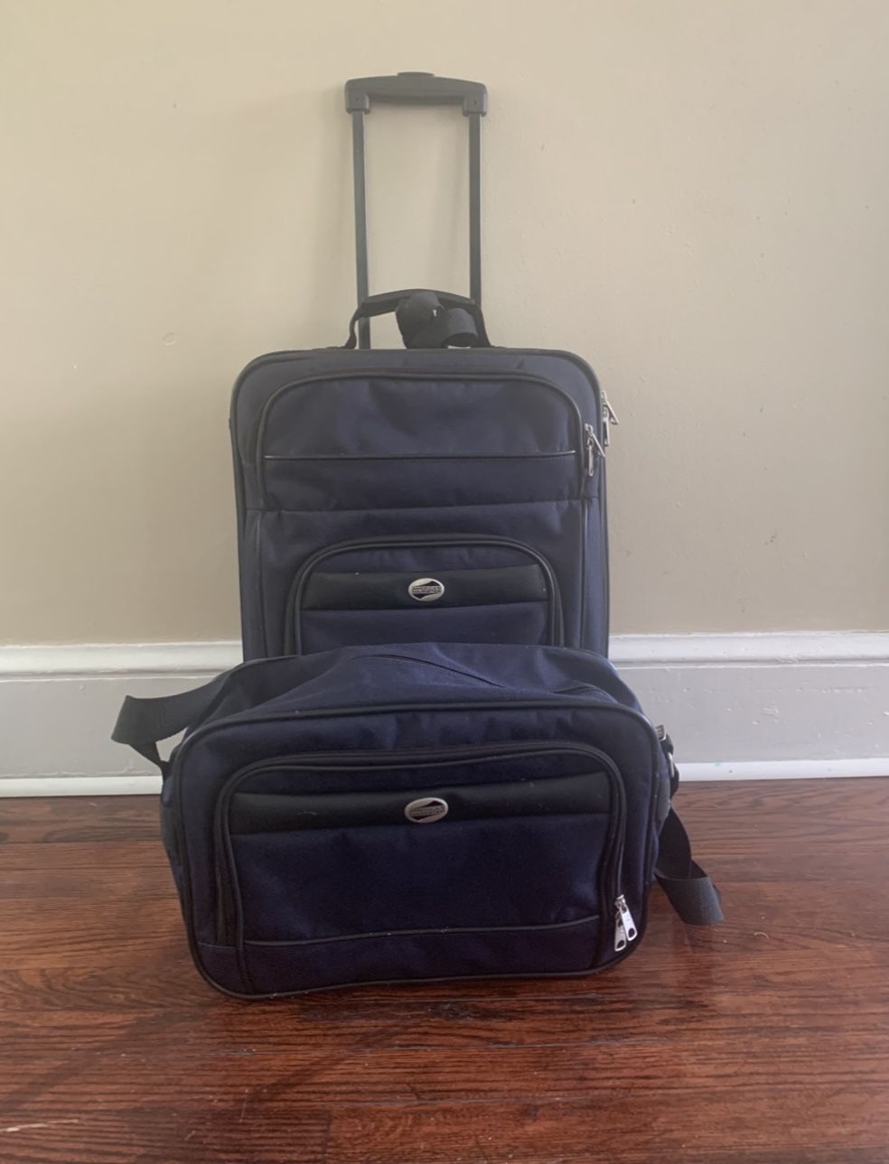 Carry on luggage with shoulder bag set of 2