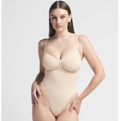 Skims Back Smoother Brief Bodysuit 