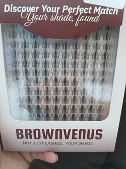 Maxcomfi Lash Universe False Eyelash Kit