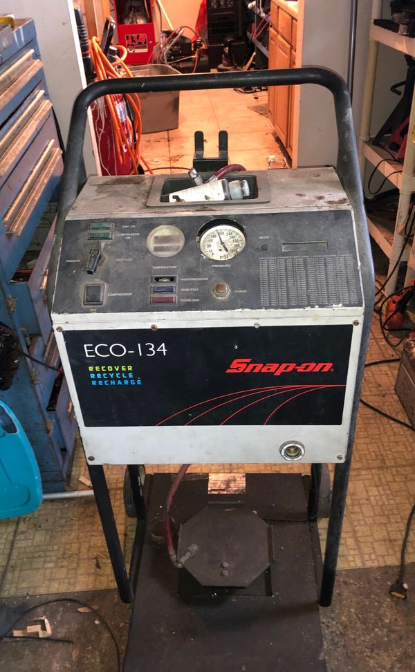 Snap on ac recovery machine no tank needs work for Sale in Seminole, FL