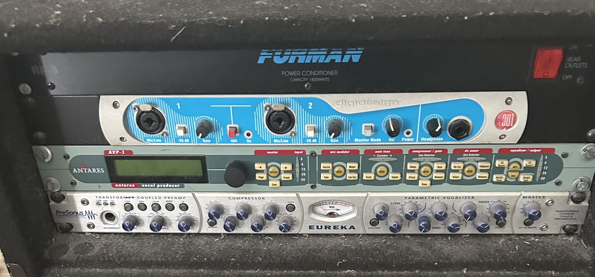 Used Recording Gear And Drum Machine with A Dynamic Mic.