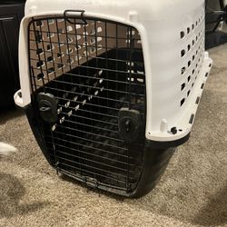 Large Petmate Dog Crate