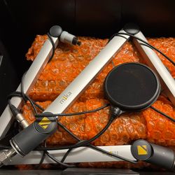 Mika Professional Mic Stand