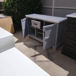 Freshly Sanded And Painted High Quality Wood Solid Wood Media Stand / Dresser / Home Furniture Storage Area