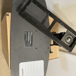 Keyboard Tray - Secure Manually 