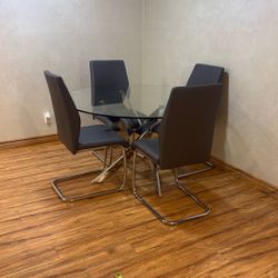 Kitchen Table With Chairs 
