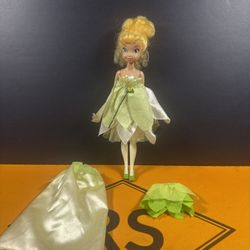 Disneys Tinker Bell Figure With Extra Outfits 