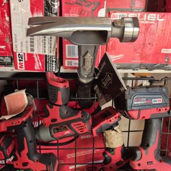 Stiletto
10 oz. TRIMBONE Smooth Face with Curved Handle STORE PRICE $309