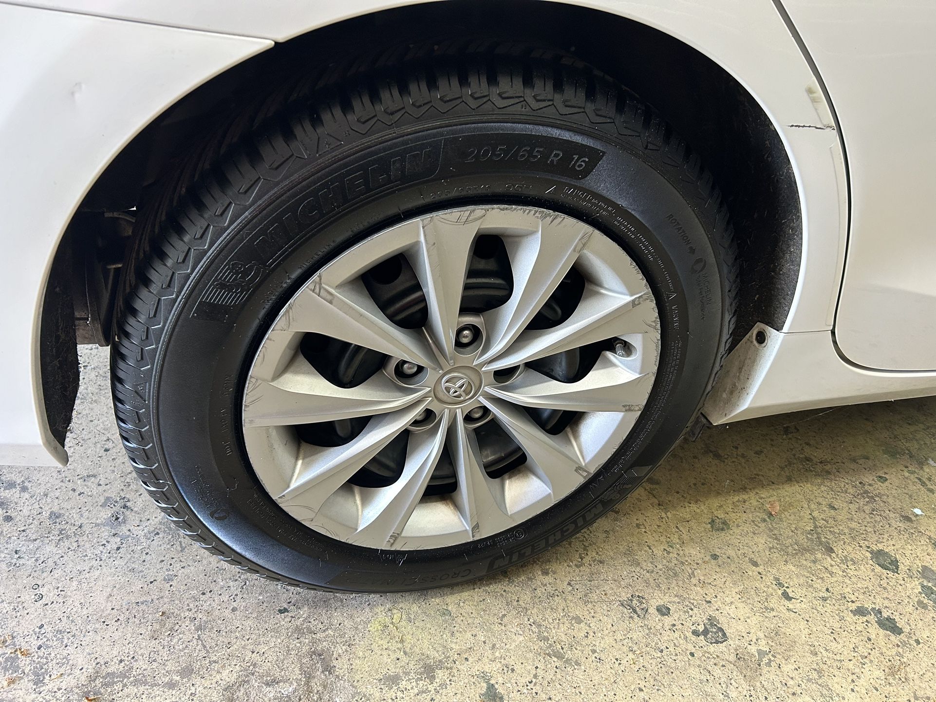 2016 Toyota Camry Wheels Brand New Tires