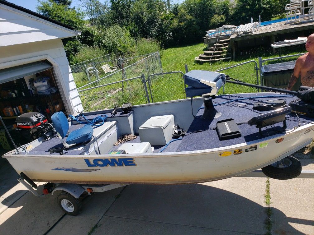 Lowe sea nymph deep V 14ft Minn Kota ulterra trolling motor ipilot w