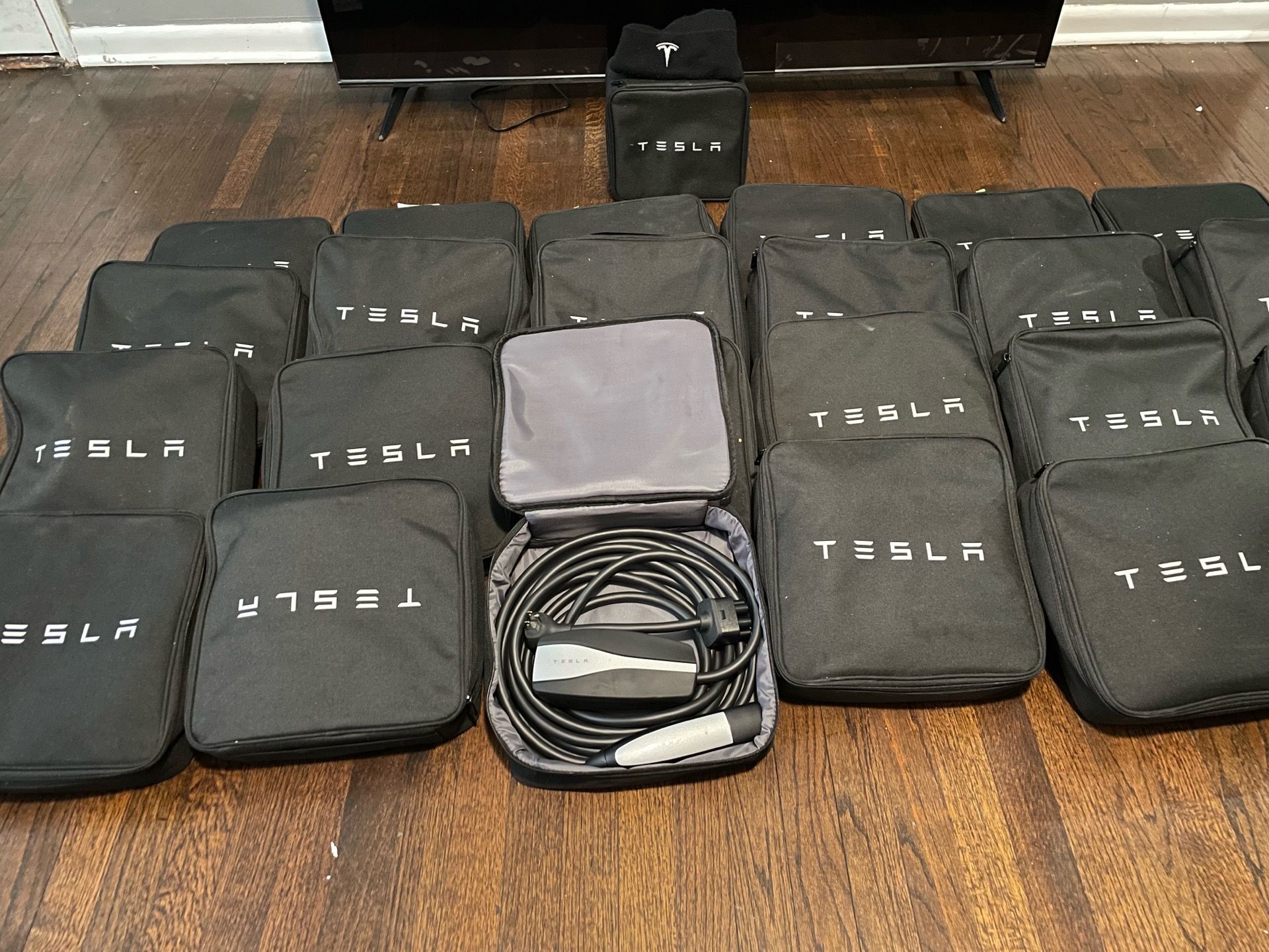 Tesla Mobile Charger