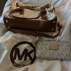 Michael Korrs Purse And Matching Wallet 