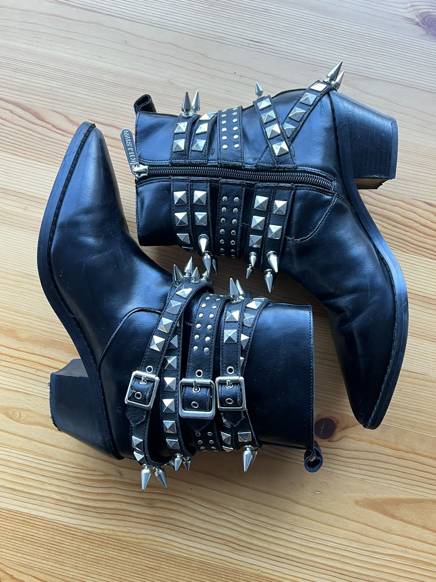 SIZE 8 - KILLSTAR STUDDED BOOTS - MOVING OUT SALE ✈️