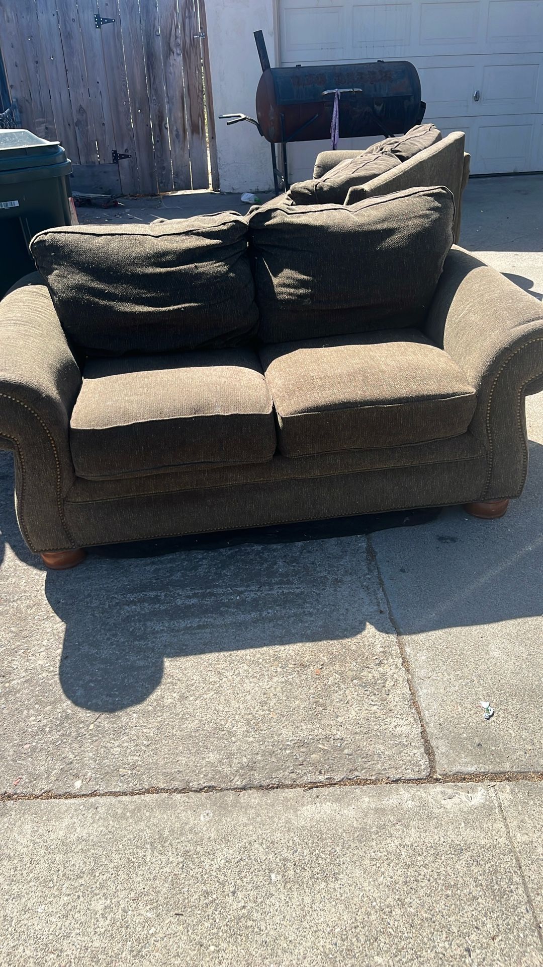 Free Couches 