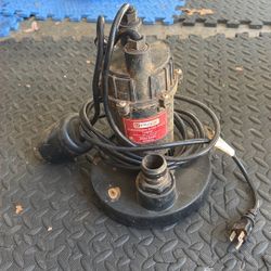 submersible sump pump with hose