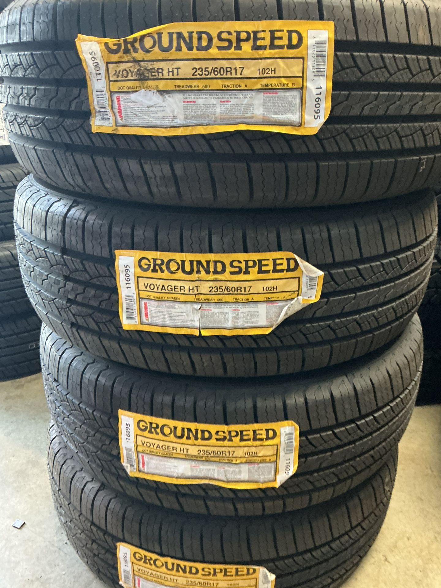 235 60 17 Groundspeed Voyager GT