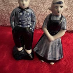 VTG Delft Blue Dutch Boy & Girl Ceramic Salt& Pepper Shakers Handpainted Holland 4” 