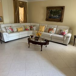 Rooms To go - Natuzzi Leather Sectional - Like New