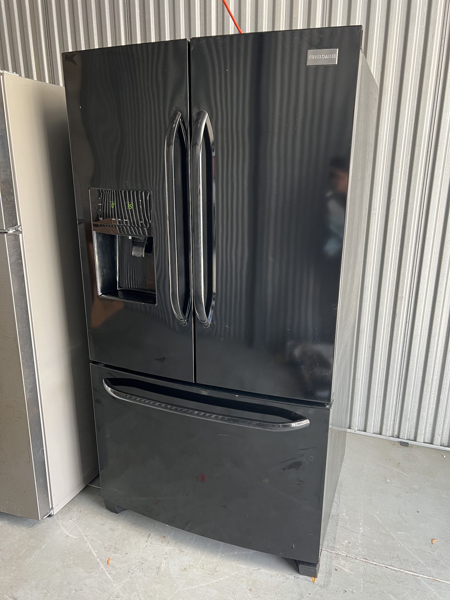 Frigidaire Refrigerator French Door Like new! Black edition