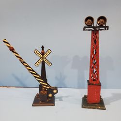 VINTAGE TRAIN ACCESSORIES 