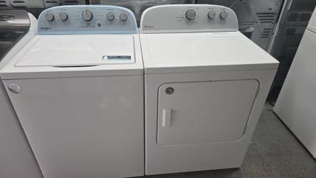 Whirlpool Washer and Dryer Set