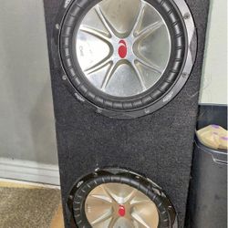 2 10” Kicker CVR Subwoofers 