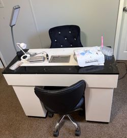 Nail tech table Mesa para unas