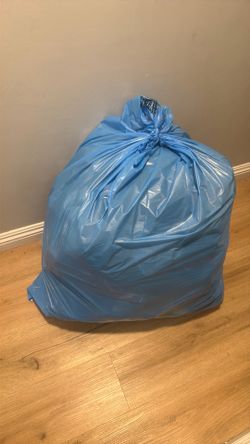 Full bag of 3 different sizes  boy M(10-12) 5T girls , 3T boy