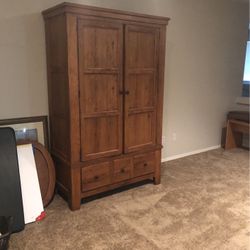Broyhill attic heirlooms 2024 armoire for sale