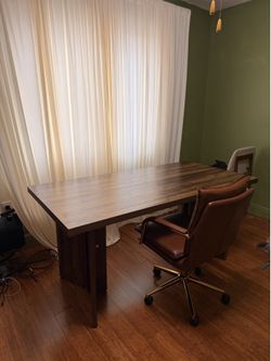 💼 Executive Office Desk & Leather Office Chair – Modern Wood Finish – $250