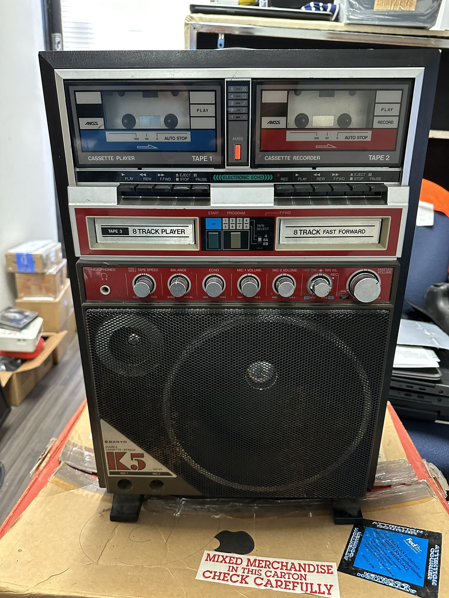 Vintage Sanyo PAT-K5 Karaoke player 8 Track And Cassette Audio for