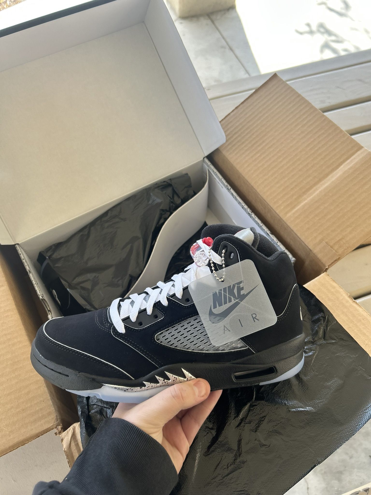 Jordan 5 Retro Black Metallic