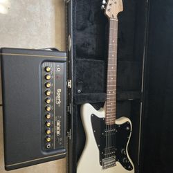 Guitar + Amp Bundle – Squier Jazzmaster + Spark 40 + Hard Case + Stand